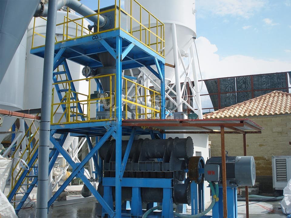 Superfine cement superfine grinding production line  in Greece